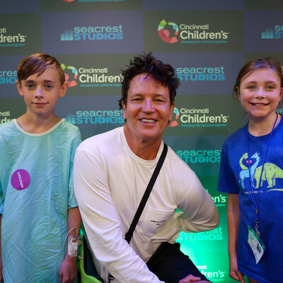 StephanJenkinsVisit_09.jpg StephanJenkinsVisit_09.jpg