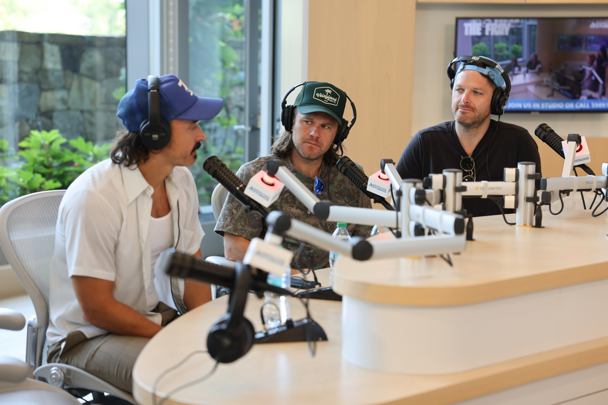 The_Fray_Visit_01.jpg The_Fray_Visit_01.jpg