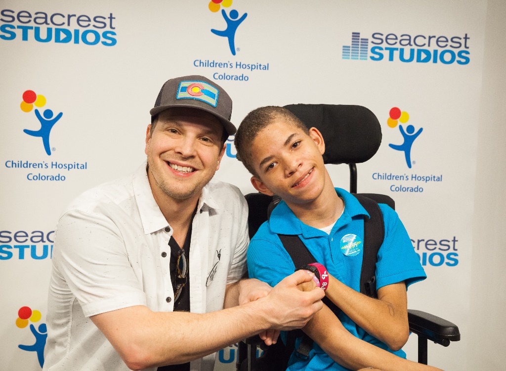 Gavin DeGraw and Musicians On Call Visit Seacrest Studios