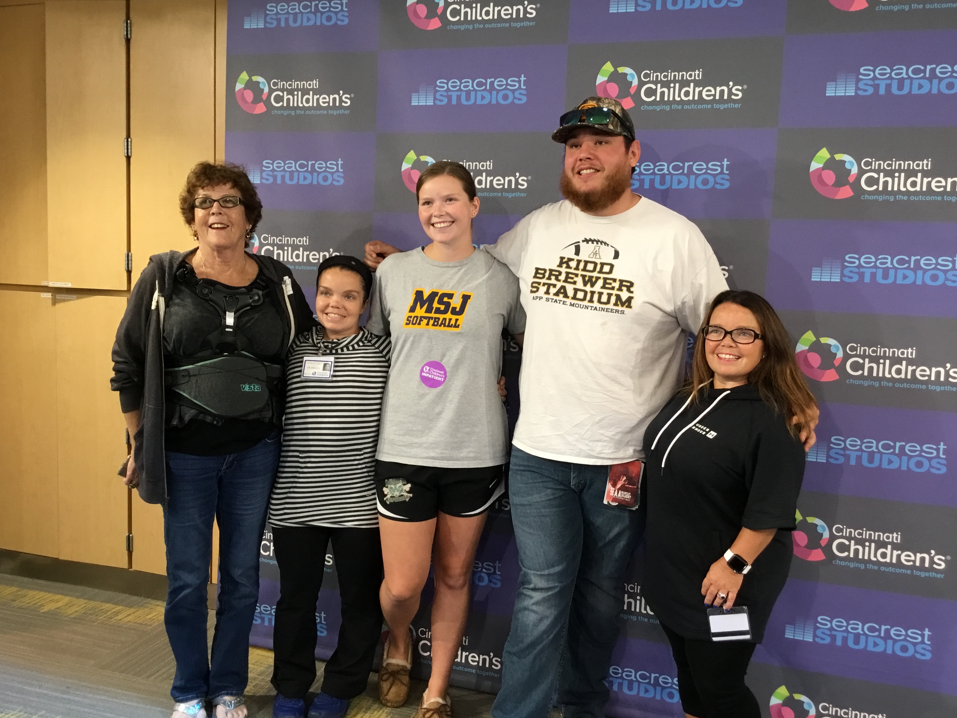 Patients at Cincinnati Children's Hospital Welcome Luke Combs!