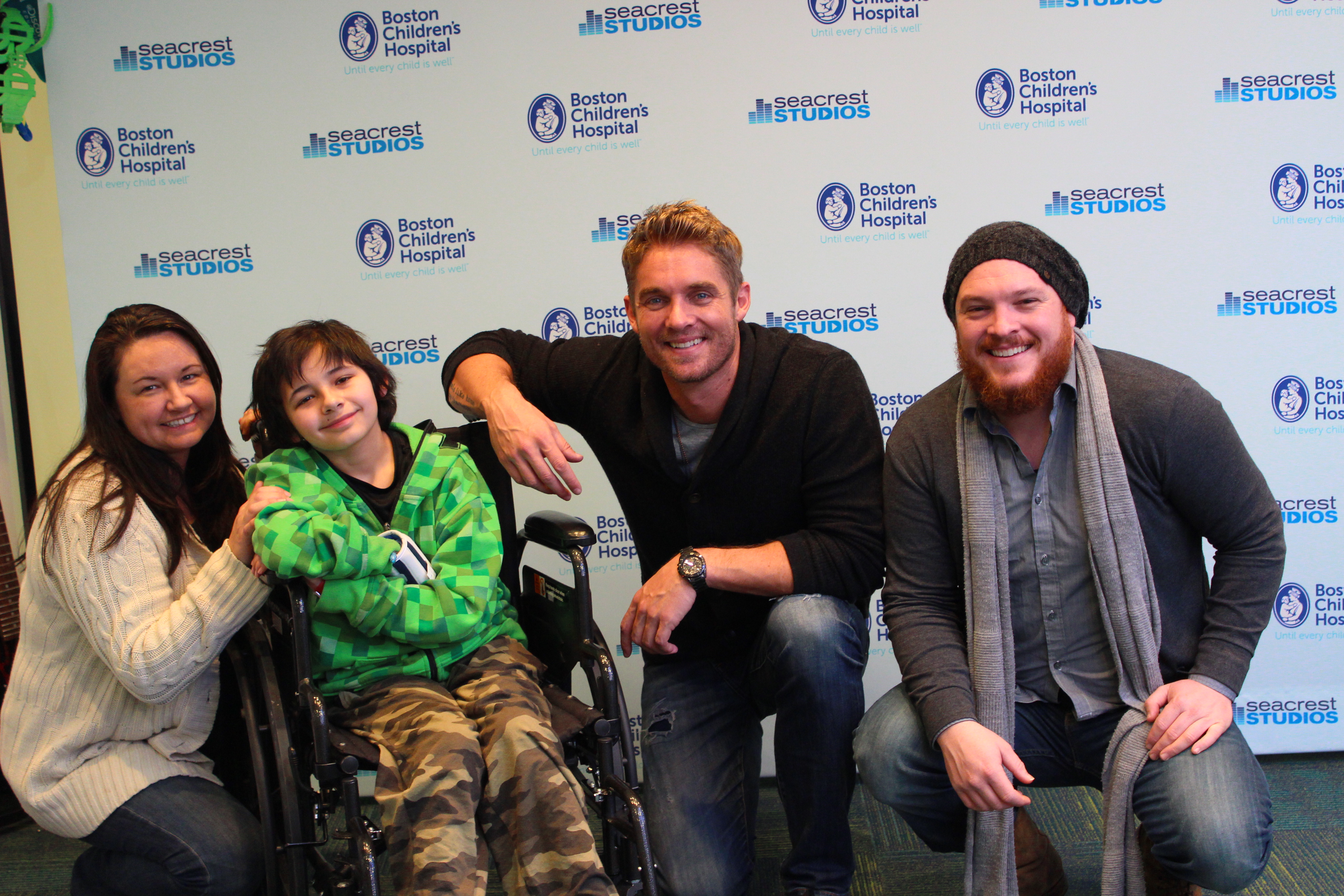 Brett Young Playss Fast Favorites In Seacrest Studios Boston