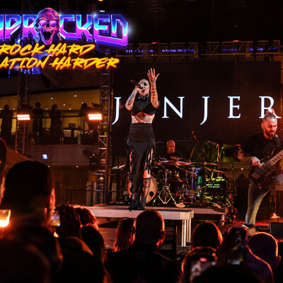 SR25_Day 4_Jinjer_095A2239 Crop BUG.jpg SR25_Day 4_Jinjer_095A2239 Crop BUG.jpg