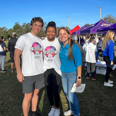 22 race_group.jpg 22 race_group.jpg