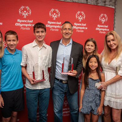 Linsey Smith, Grayson Savysky, AJ Savysky, Andrew Savysky, Sherry Wheelock05.jpg Linsey Smith, Grayson Savysky, AJ Savysky, Andrew Savysky, Sherry Wheelock05.jpg