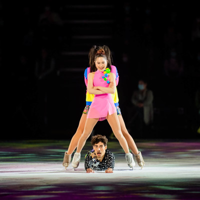 Stars on Ice Cast 