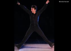 Michael Weiss Glides! 