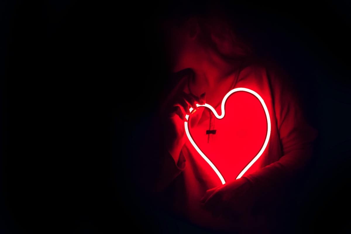 BUSOLINEA - 5 destinos para curar un corazón roto