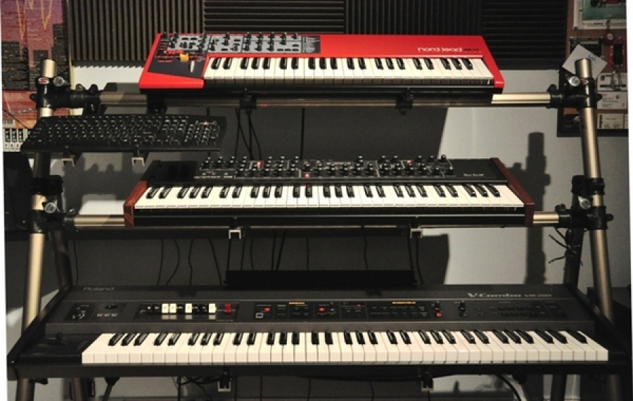 Nord Lead 2X, Dave Smith Prophet '08, Roland VR-700 (2011)