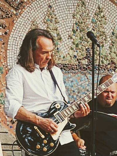Live in New Buffalo, Michigan, Photo by Cinthia Sabetti