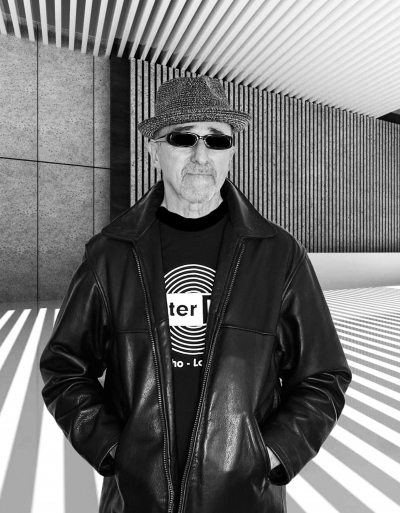 Frank Artés - Bass Guitar / Vocals