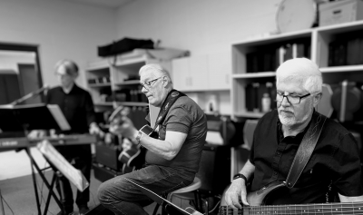 Guitar guys - Reheasing for Kaleido