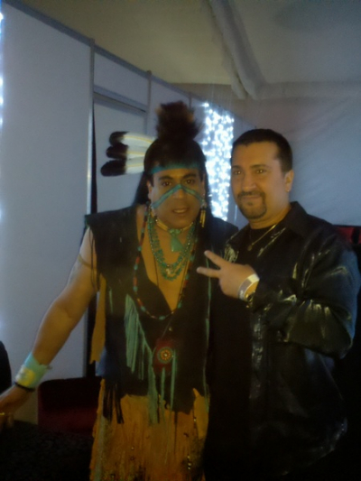 TAVARES AND VILLAGE PEOPLE CONCERT IN MEXICO CITY BACKSTAGE WITH FILLIPE THE ORIGINAL VILLAGE PEOPLE INDIAN