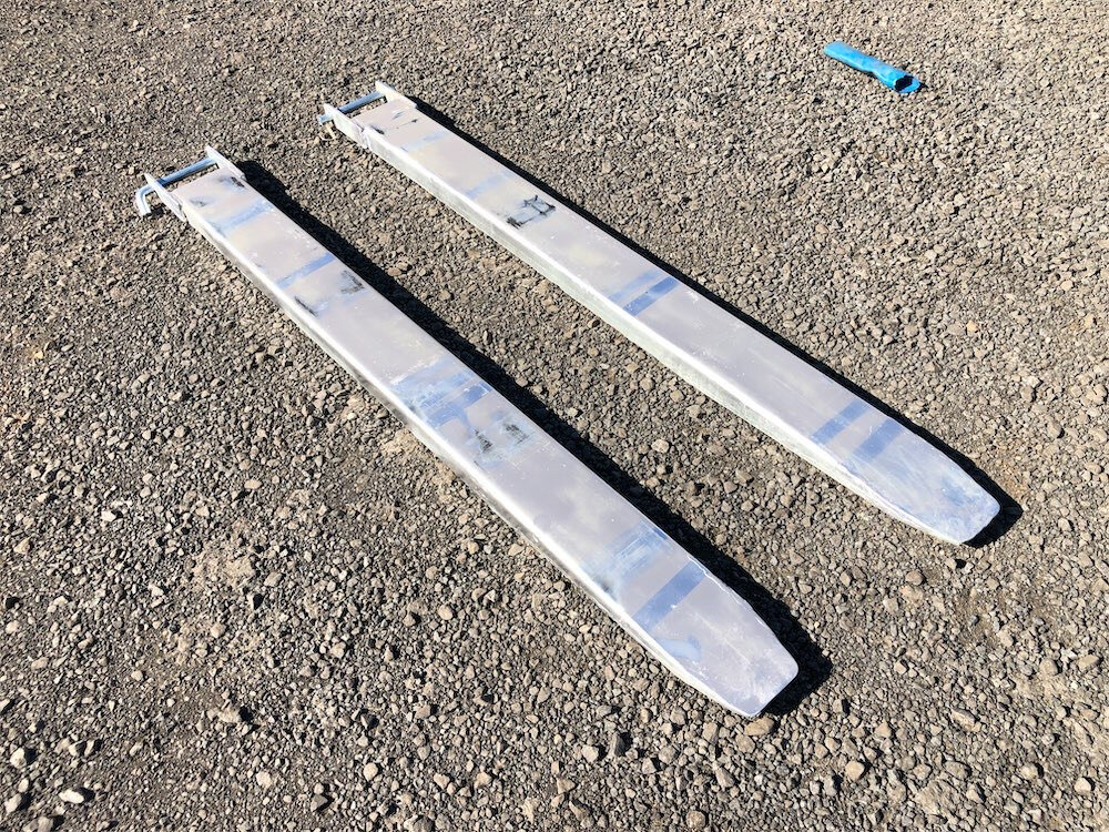 2022 UNUSED FORKS EXTENSIONS/SLIPPERS