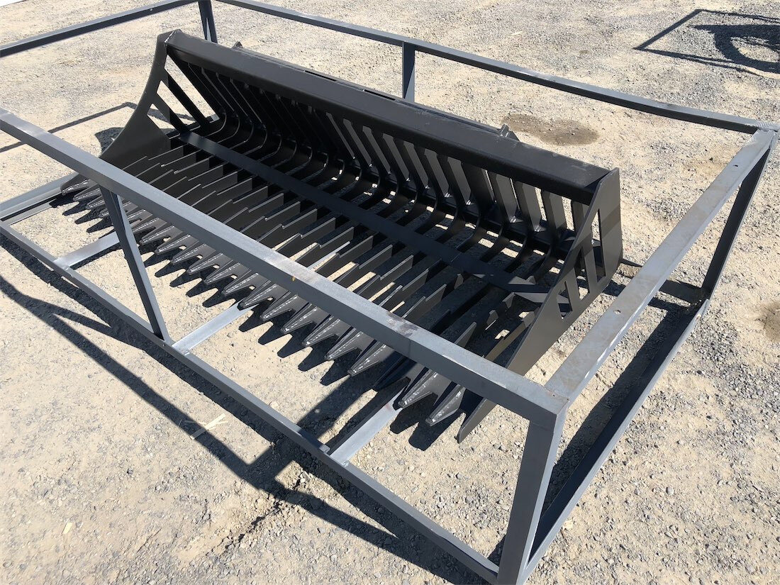 2022 UNUSED ROCK BUCKET