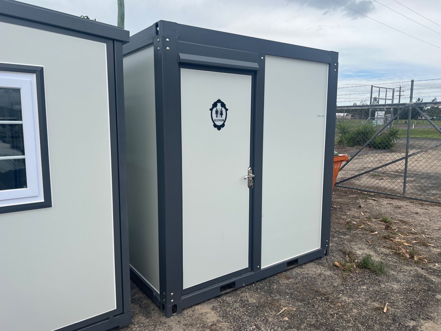 2022 UNUSED ABLUTION/TOILET BLOCK