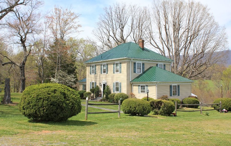 Image for ABSOLUTE: 4BR Home on 7 Scenic Acres