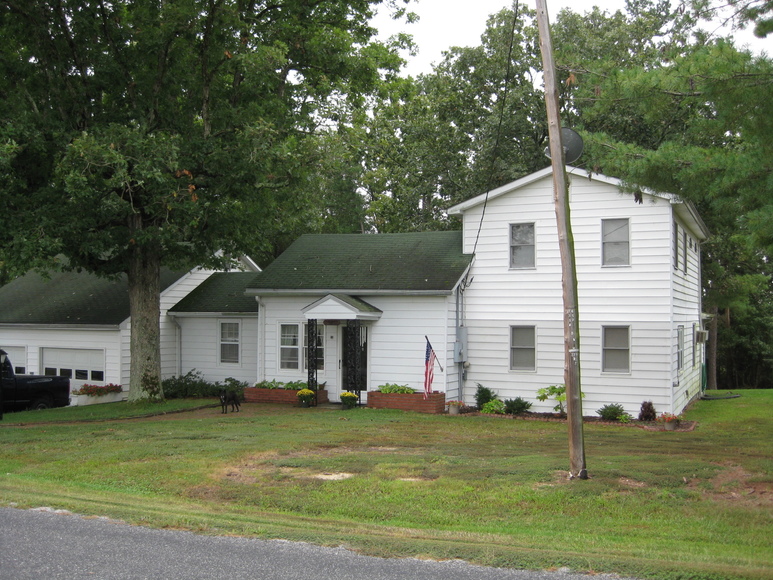 Image for 3 BR/2 BA HOME w/OUTBUILDINGS on 2 +/- ACRES--ONLINE ONLY BIDDING!!