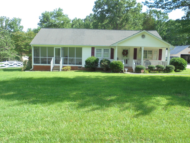 Image for REAL ESTATE & ESTATE PERSONAL PROPERTY AUCTION