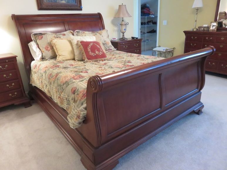 Image for Jay & Linda Batson Downsizing Auction