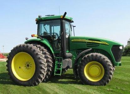 Exceptionally Clean Farm Machinery Auction
