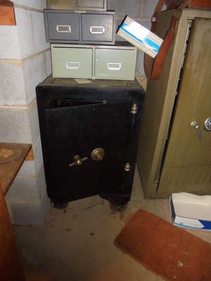 Image for PUBLIC ESTATE AUCTION (Deceased Estate)