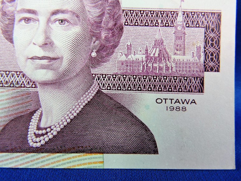 Image for 1988 MINT QUALITY $1000 UNCIRCULATED CANADIAN BANKNOTE