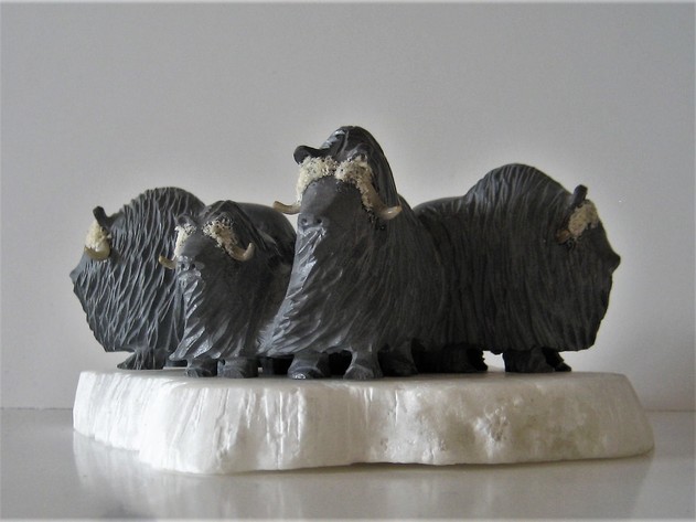 Image for INUIT CARVING CANADIAN NORTH CREATIONS