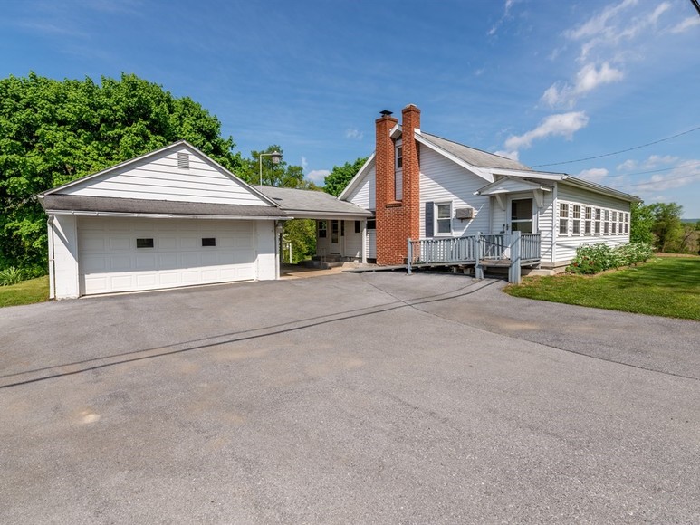 Image for Real Estate Auction - Country Setting in Annville, PA