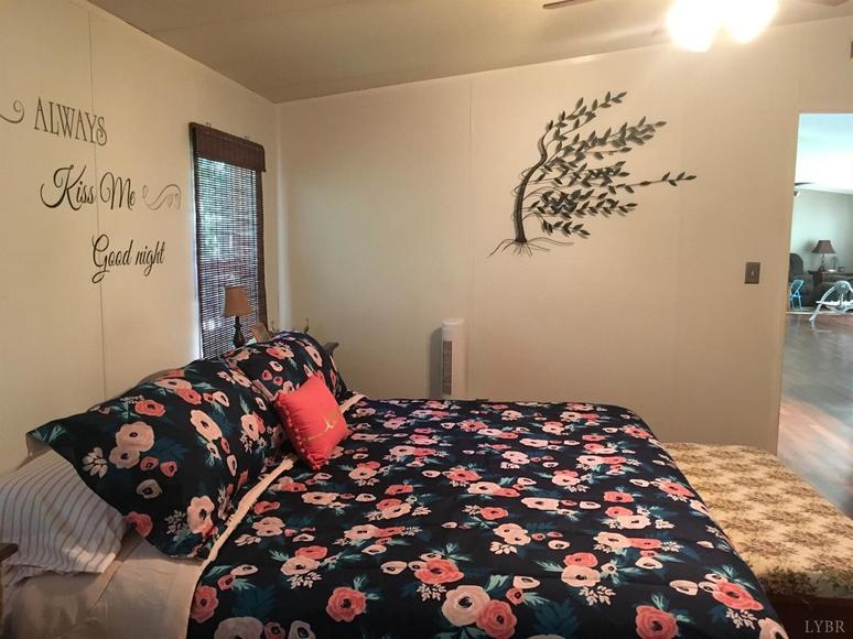 Image for 2068 Carters Mill Rd Huddleston, VA 24104