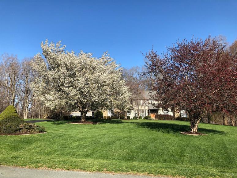 Image for 223 Gartin Place, Madison Heights, Va 24572