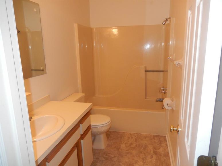 Image for 302 Rustwood Ct, Rustburg, Va 24588