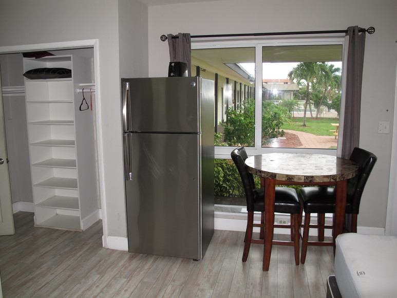 Image for On-Site Real Estate Auction of the “Oasis by the Sea” Apartment Building