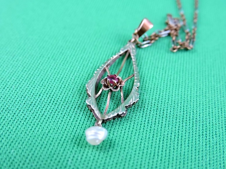 Image for SECOND CHANCE THRIFT STORE CARLYLE SELECT