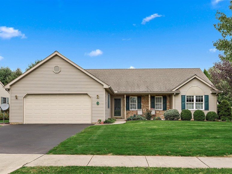 Image for 19 Rosemont Drive - Myerstown, PA