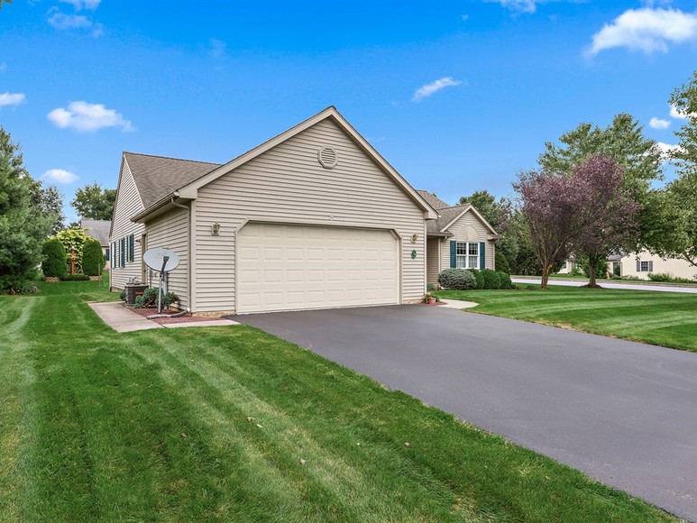 Image for 19 Rosemont Drive - Myerstown, PA