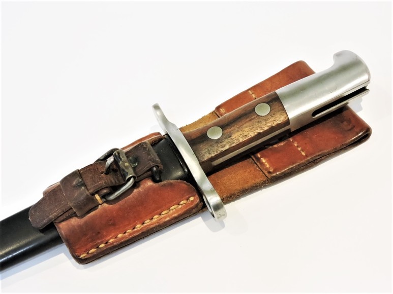 Image for PRESS HERE TO ENTER THE MILITARY & POLICE COLLECTOR AUCTION