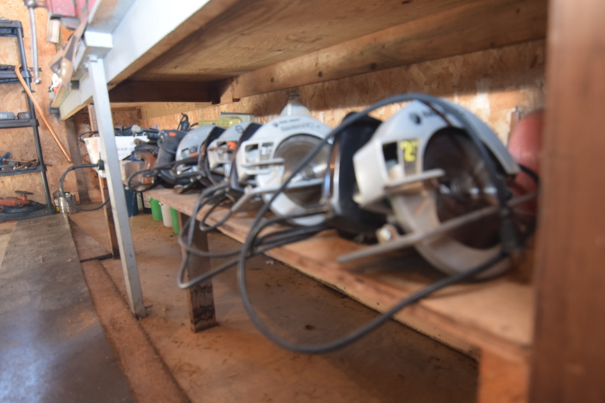 Image for Estate sale for Willie & Carol Piechocki - Seymour, WI