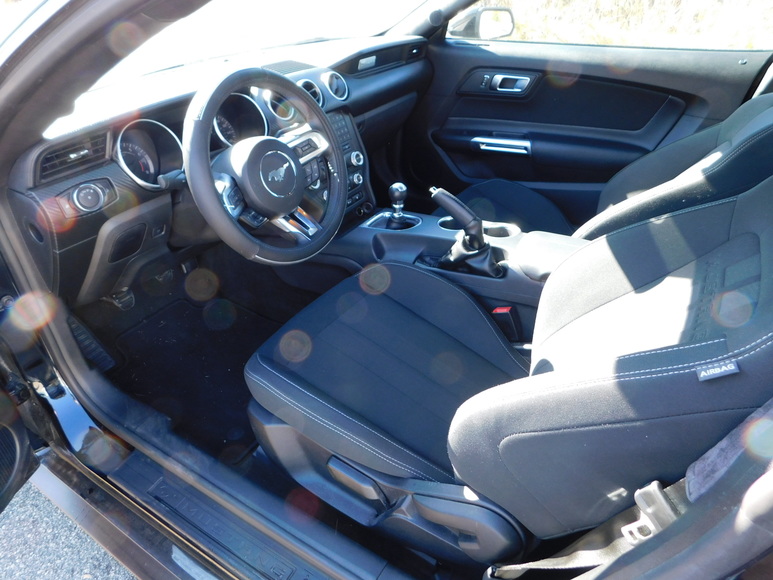 Image for 2018 Ford Mustang 2D Coupe