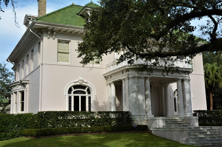 Image for SOLD! $4,500,000 - Audubon Place - 18 Audubon Place, New Orleans, LA  70118