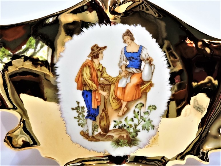 Image for ITALIAN PORCELAIN ARTWARE #545