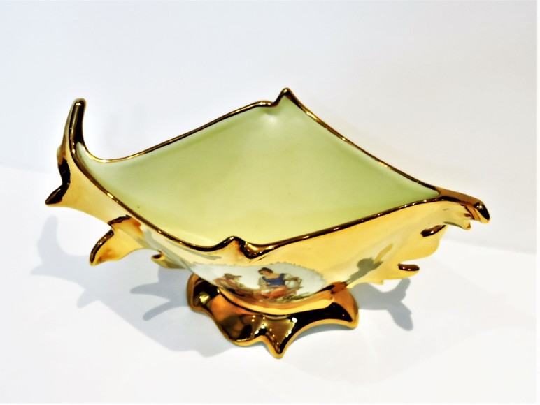 Image for ITALIAN PORCELAIN ARTWARE #545