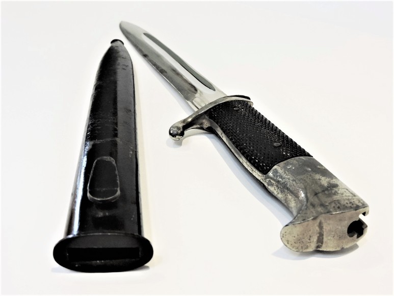 Image for TIGER SOLINGIN WW II PARADE DRESS BAYONET