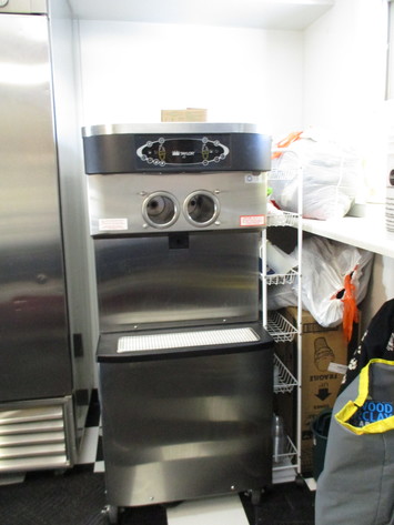 Image for Cloverleaf Shakes Liquidation Sale