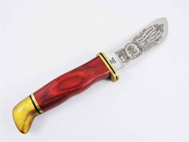 Image for NORTH AMERICAN HUNTING CLUB EIGHT KNIFE COLLECTION