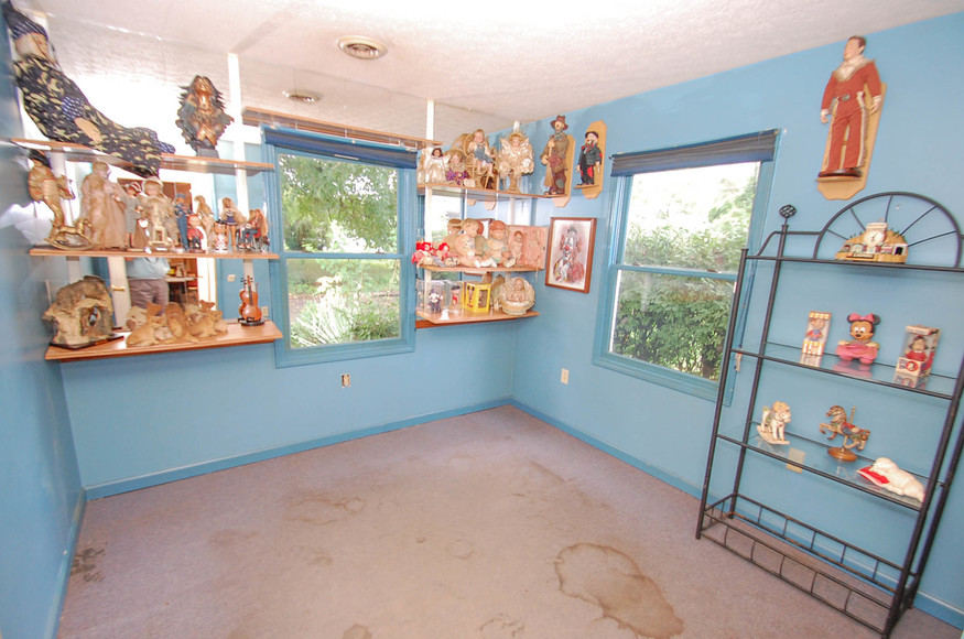 Image for Absolute Estate Auction in Schnitzelburg (Real Estate)