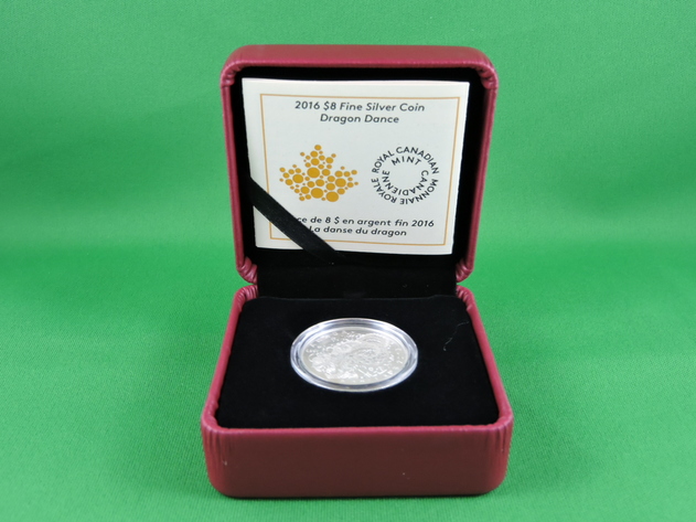 Image for THE DRAGON DANCE A CHINESE TRADITION