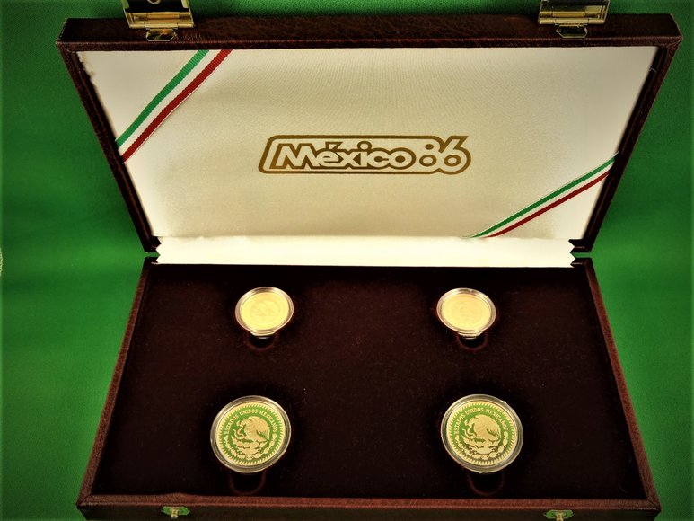 Image for BANCO DE MEXICO OFFICIAL MEXICO 86 FOUR COIN GOLD PROOF COLLECTION