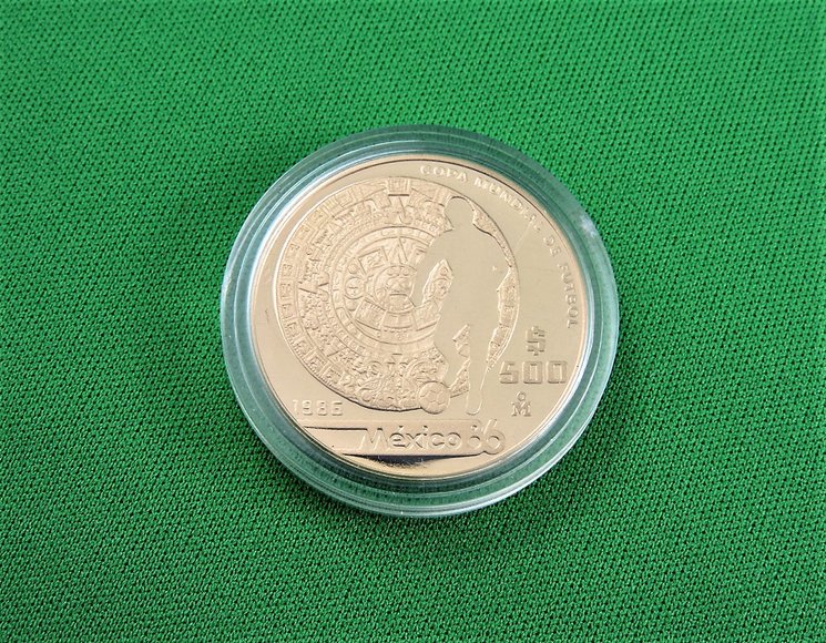 Image for BANCO DE MEXICO OFFICIAL MEXICO 86 FOUR COIN GOLD PROOF COLLECTION