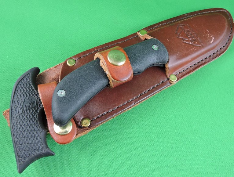 Image for EKA KNIFE MANUFACTURER SINCE 1882- THE 2007 OUTDOOR EDGE SWINGBACK