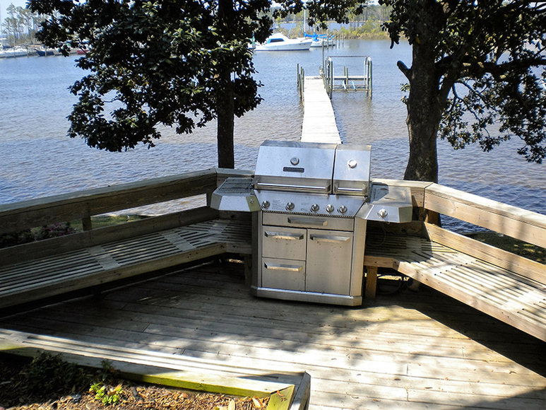 Image for Beautiful Bay Front Home! 20 Bluewater Point Road, Niceville, FL